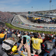 Image for article titled What to Expect on Your Cheap Race Weekend